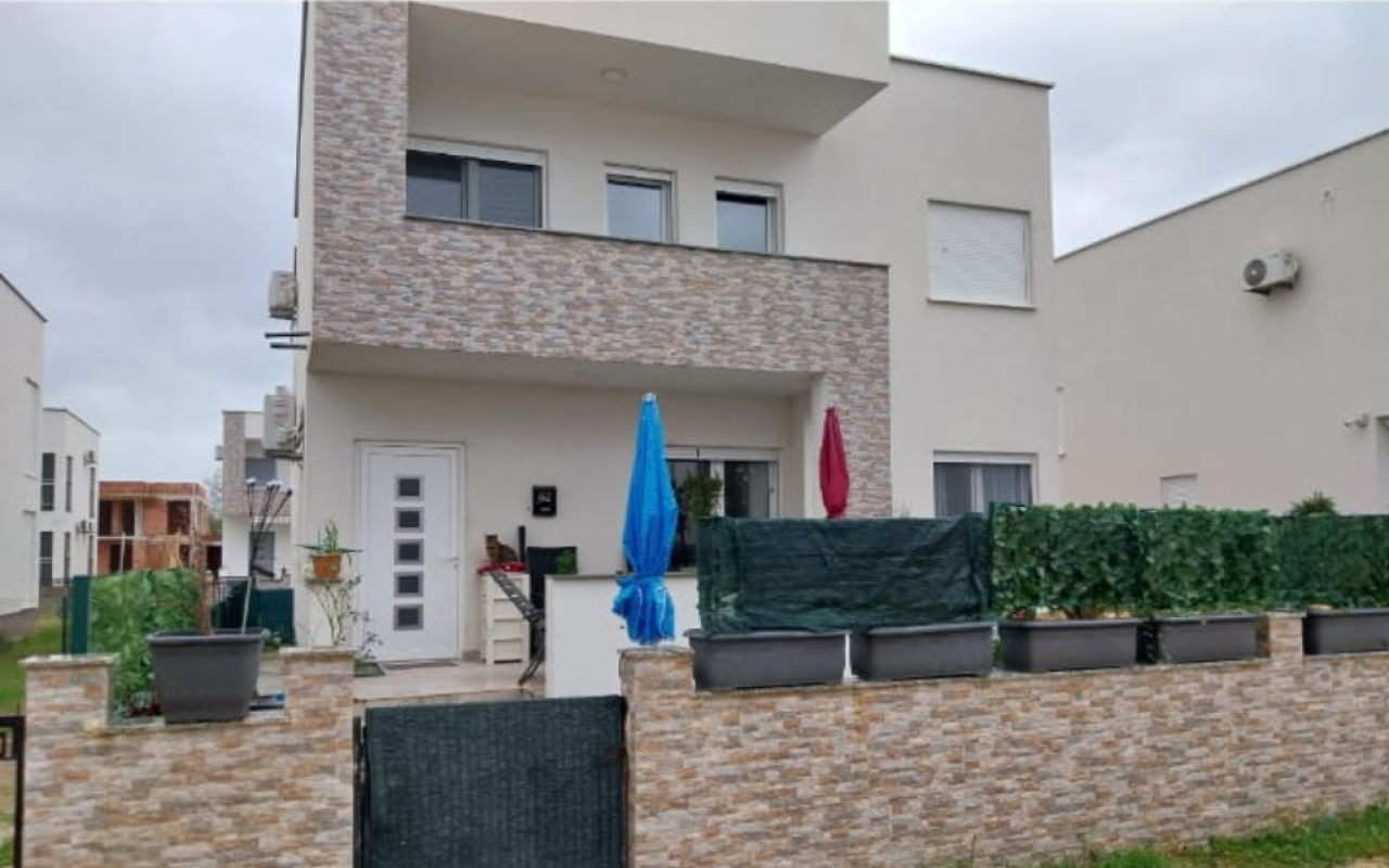 House Doniy Shtoy, Montenegro, 120 m² - picture 1
