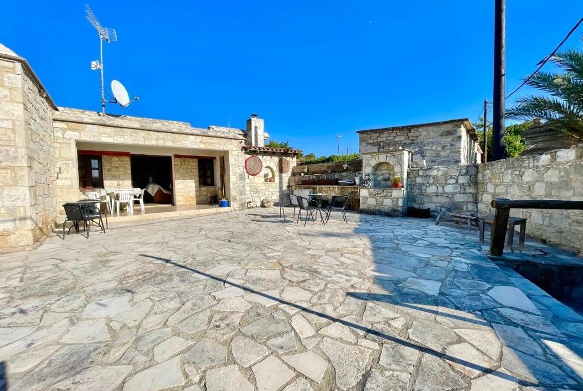 Villa à Paphos, Chypre, 140 m² - image 1