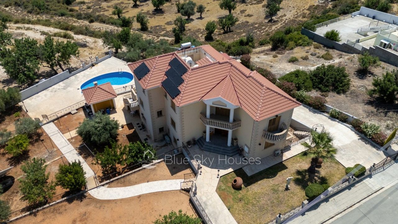 Villa in Limassol, Zypern, 600 m² - Foto 1