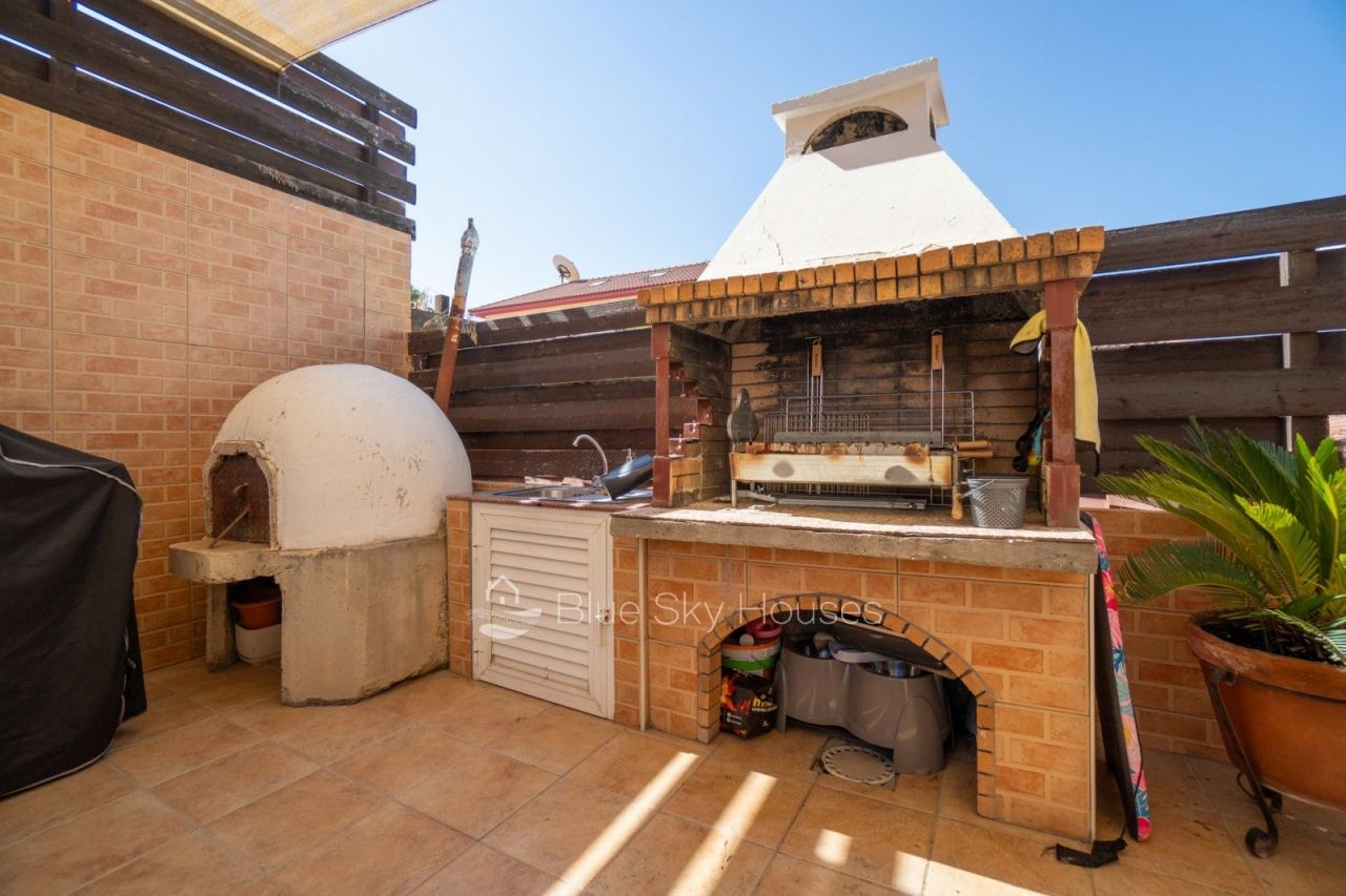 Villa in Limassol, Cyprus, 391 m² - picture 18