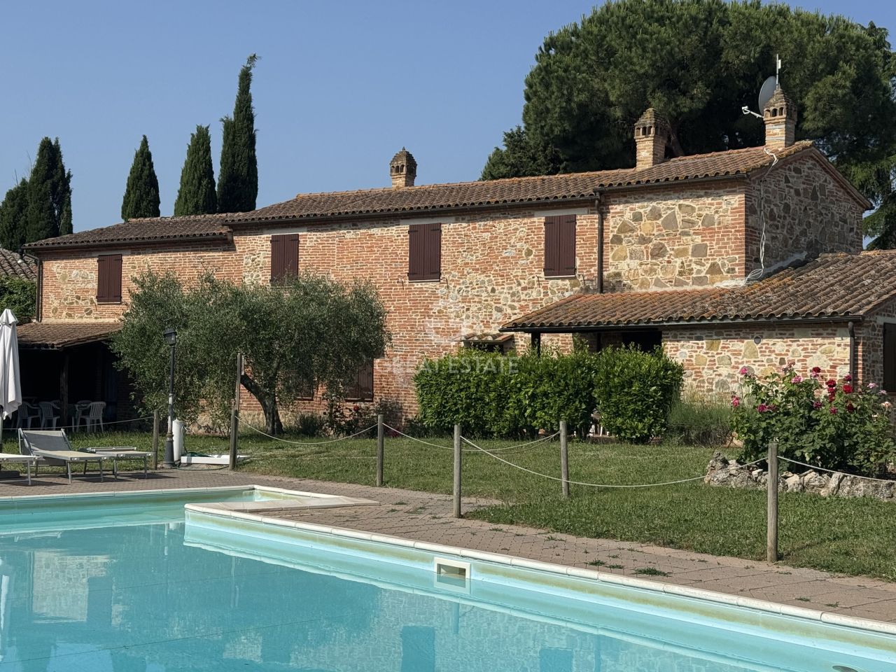 Haus in Castiglione del Lago, Italien, 280 m² - Foto 1