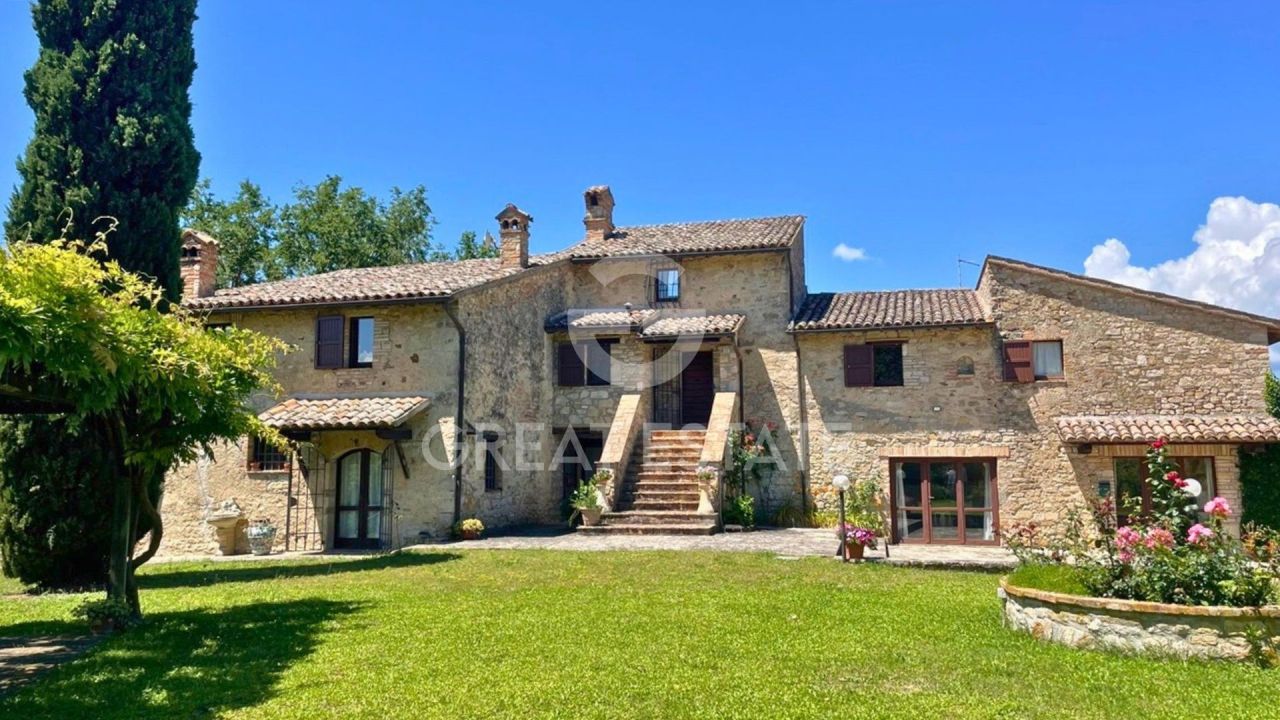Haus in Todi, Italien, 609.85 m² - Foto 3