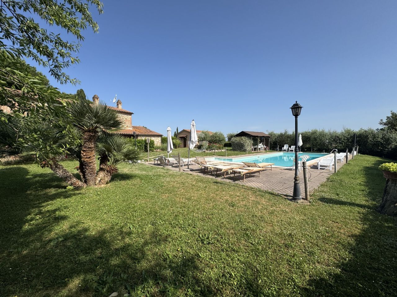 Maison à Castiglione del Lago, Italie, 280 m² - image 5