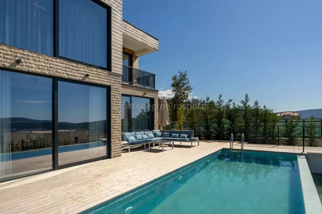 Villa in Kavač, Montenegro, 180 m² - Foto 1