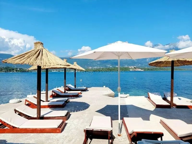 Casa di reddito sulla penisola di Luštica, Montenegro, 342 m² - foto 3