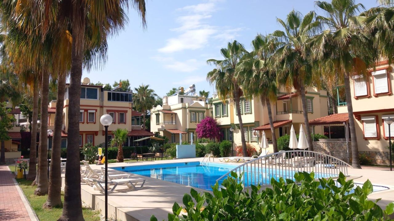Villa in Alanya, Türkei, 200 m² - Foto 1