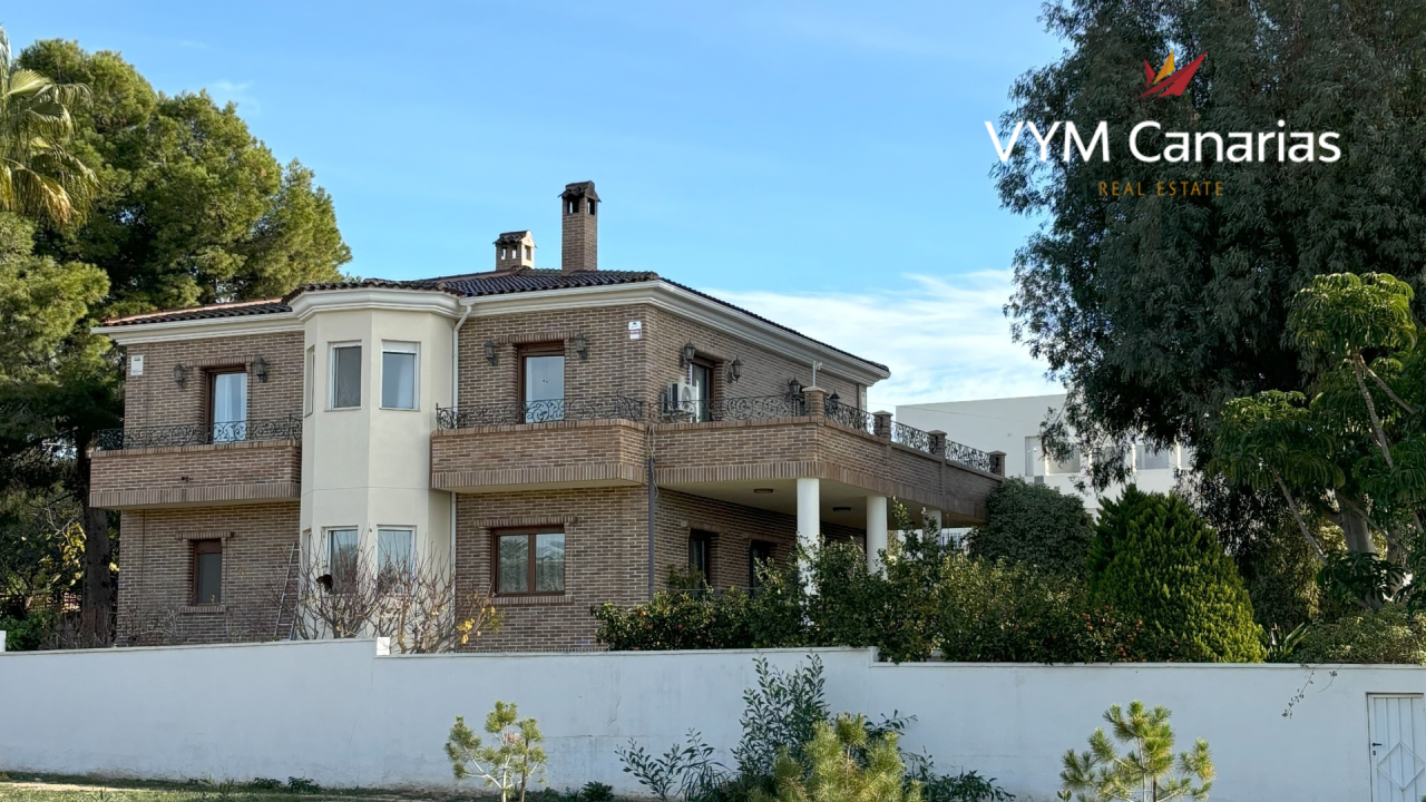 Villa en la Costa Blanca, España, 359 m² - imagen 2