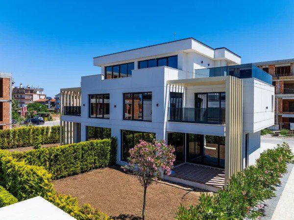House in Chernomorets, Bulgaria, 250 m² - picture 1