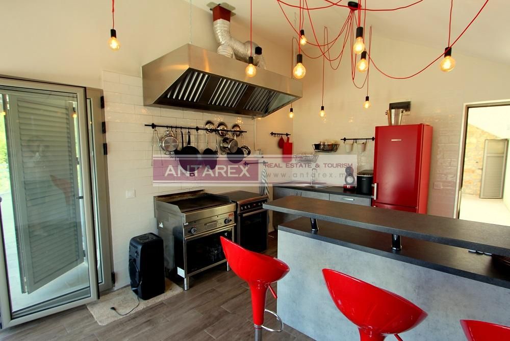 Villa à Kumbor, Monténégro, 151 m² - image 7