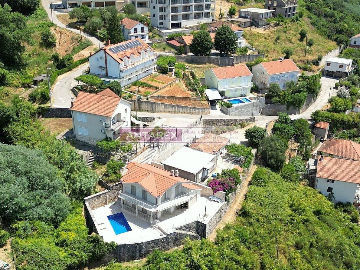 Villa à Kumbor, Monténégro, 151 m² - image 14