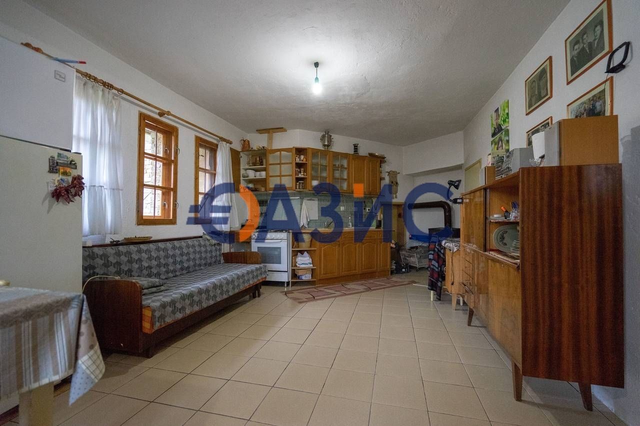 Maison à Sliven, Bulgarie, 310 m² - image 2