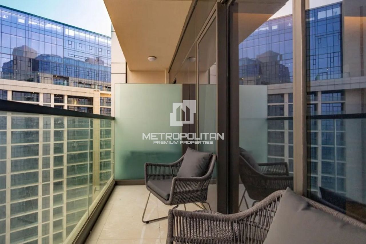 Apartamento en Dubái, EAU, 39 m² - imagen 1