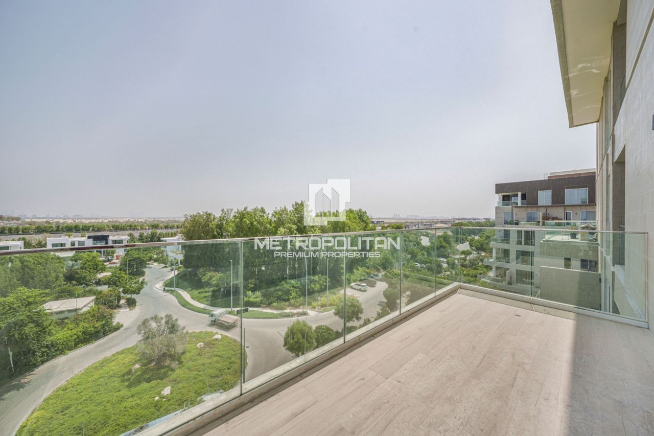 Apartment in Dubai, UAE, 124 m² - picture 1