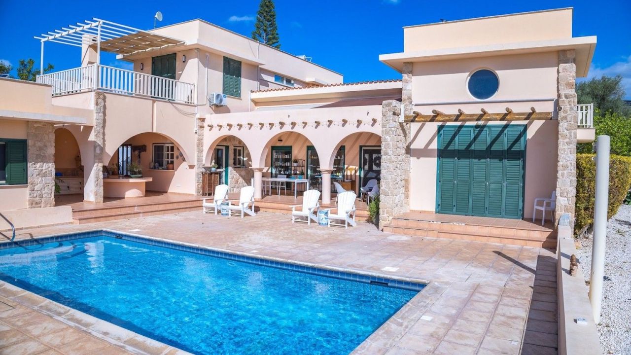 Villa in Paphos, Zypern, 265 m² - Foto 1