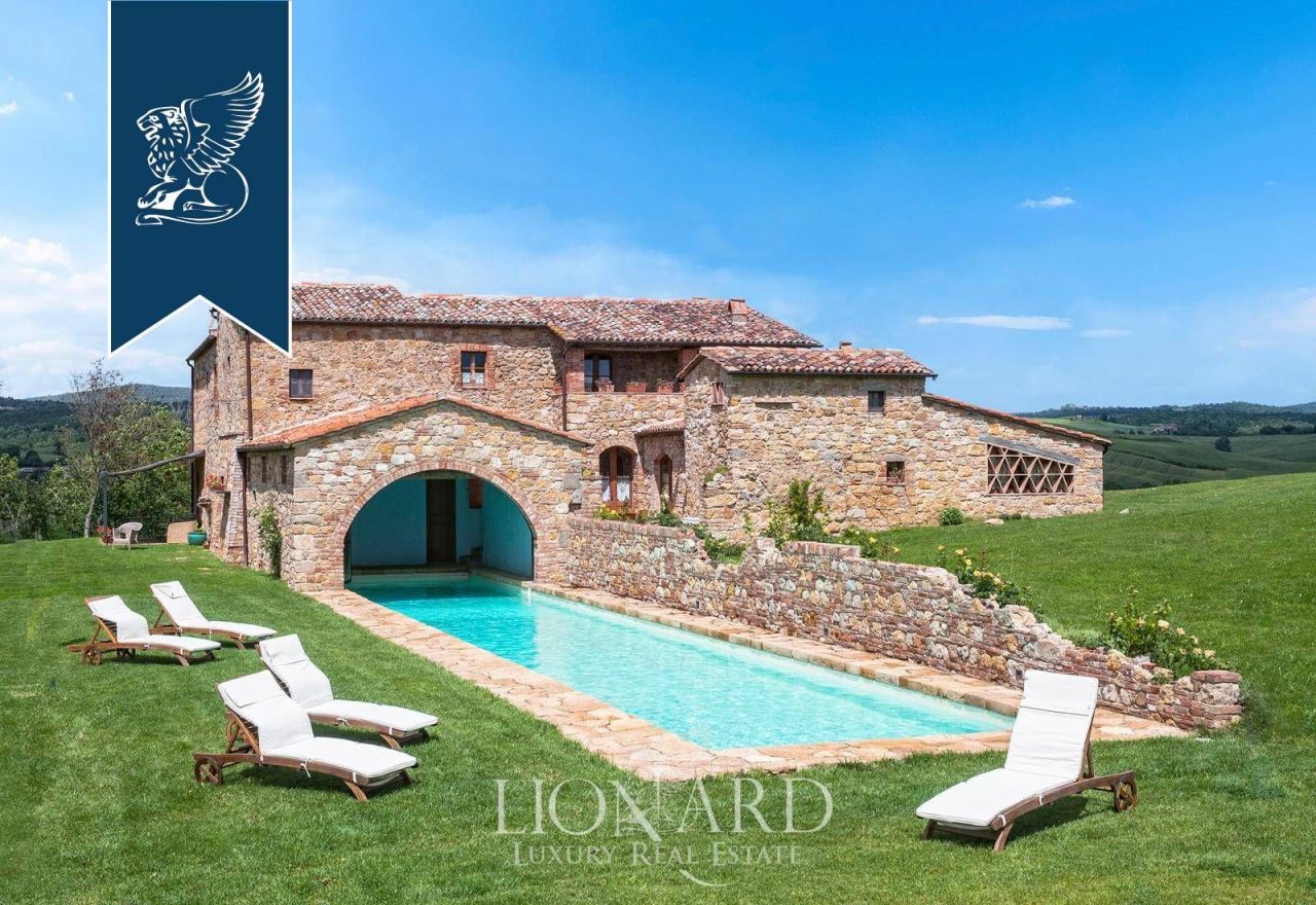 Villa en Pienza, Italia, 700 m² - imagen 1