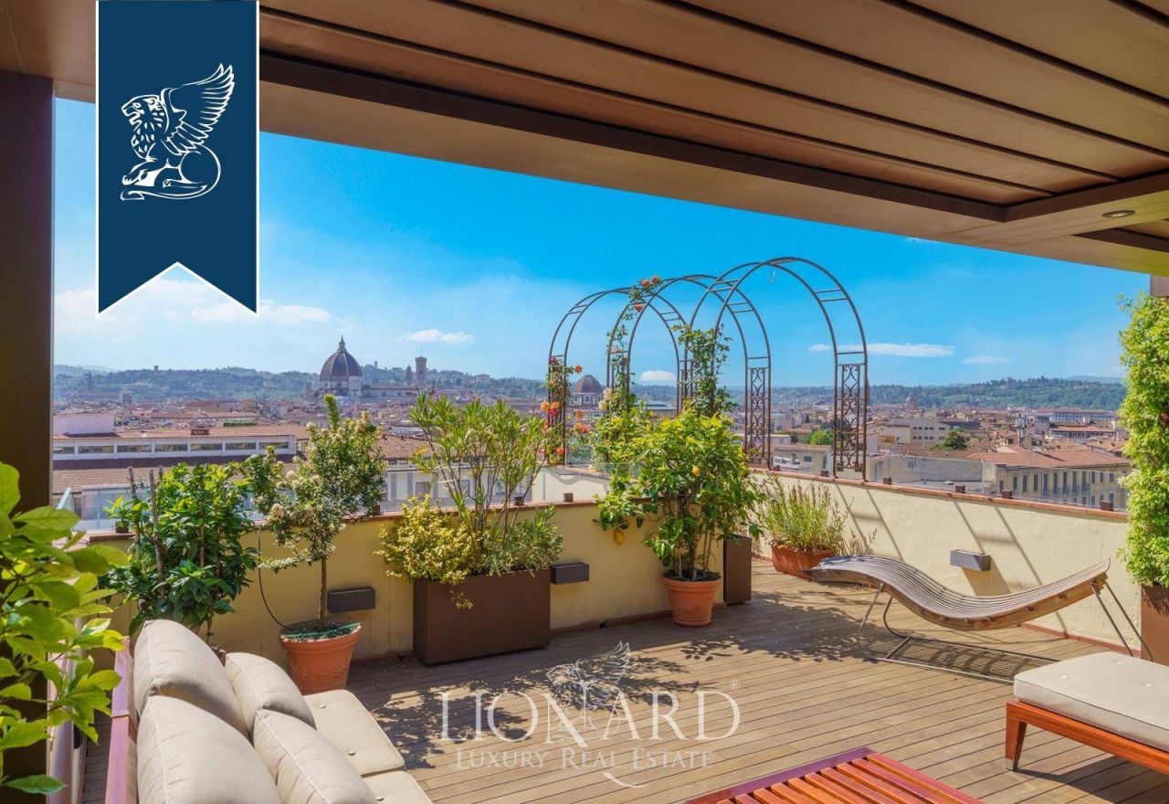 Apartment in Florence, Italy, 350 m² - picture 1