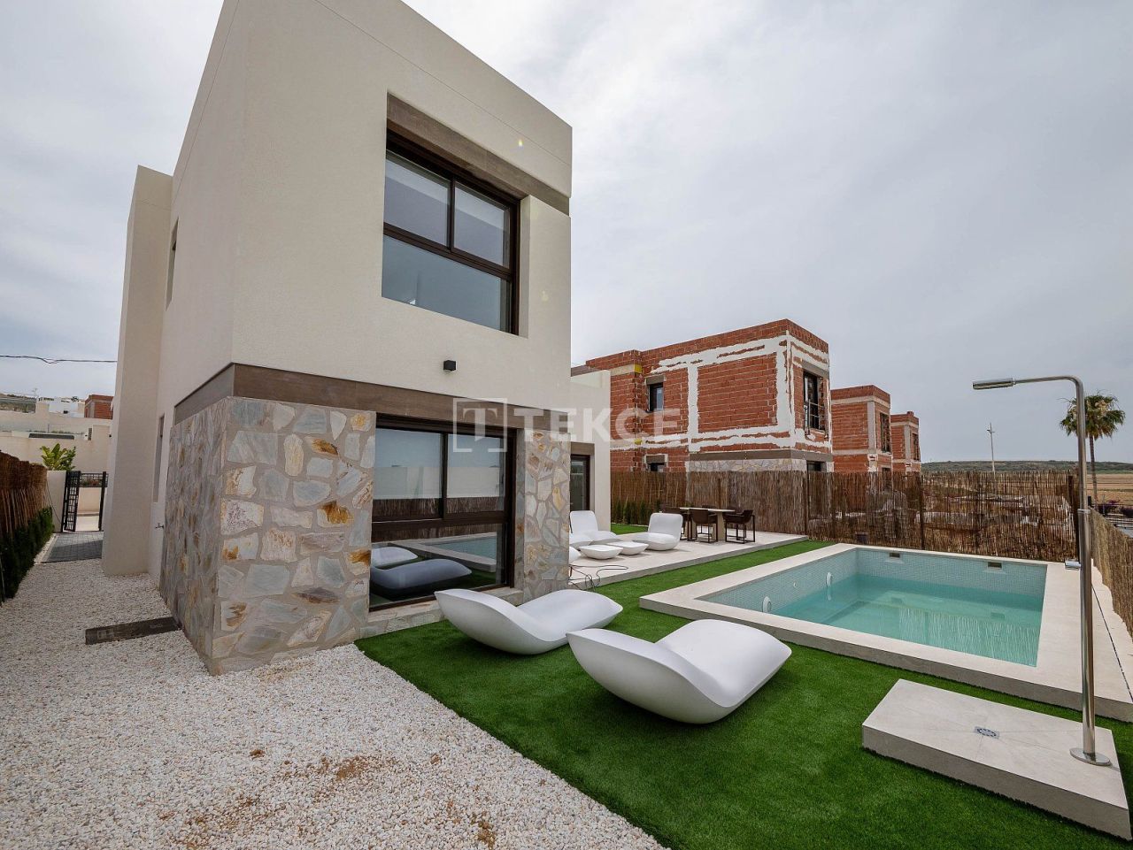Villa à Algorfa, Espagne, 205 m² - image 1