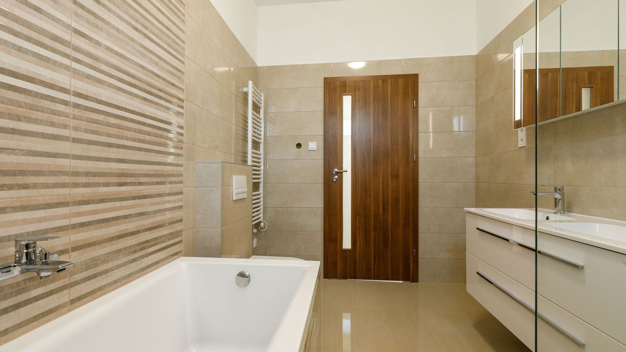 Casa en Gyenesdiás, Hungría, 183 m² - imagen 17