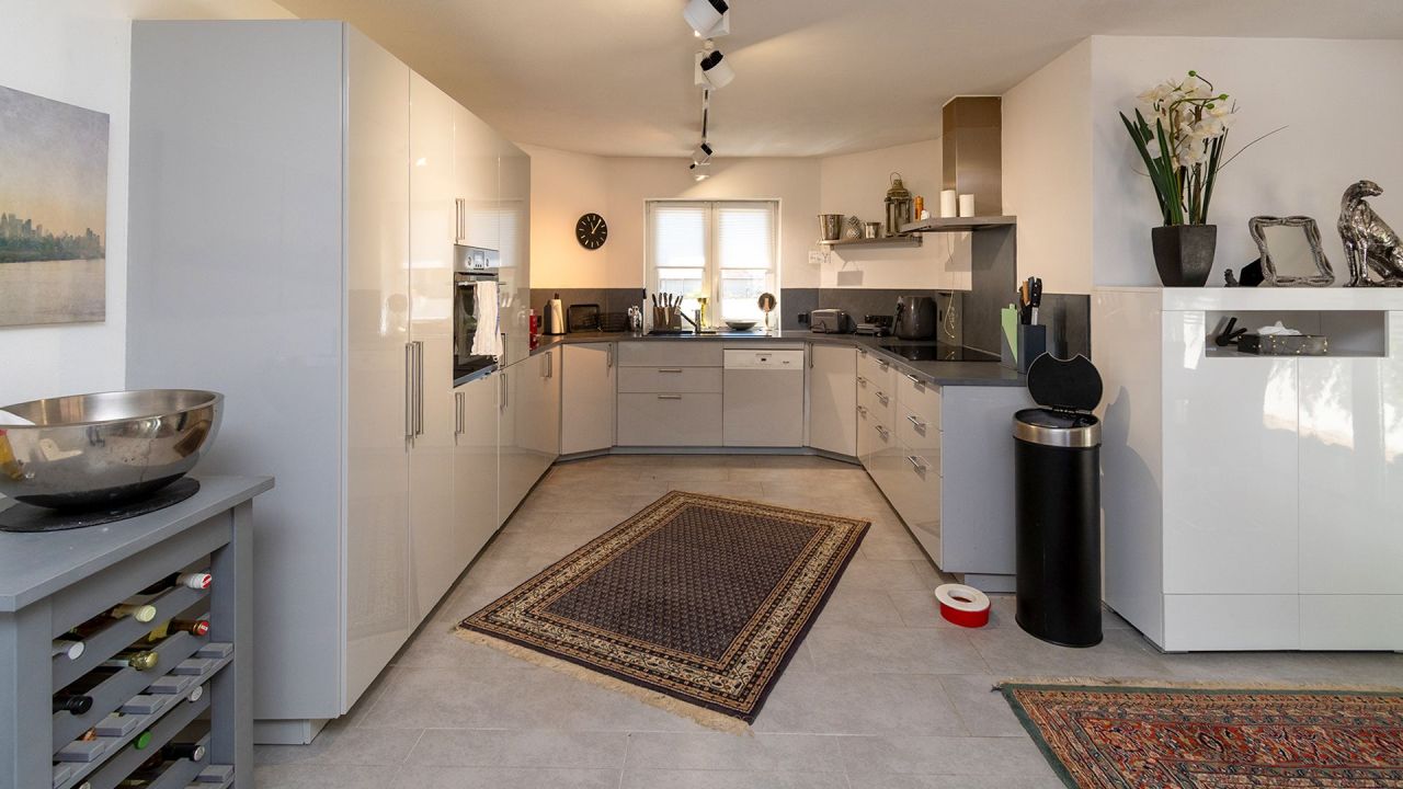 House on Balaton, Hungary, 180 m² - picture 9