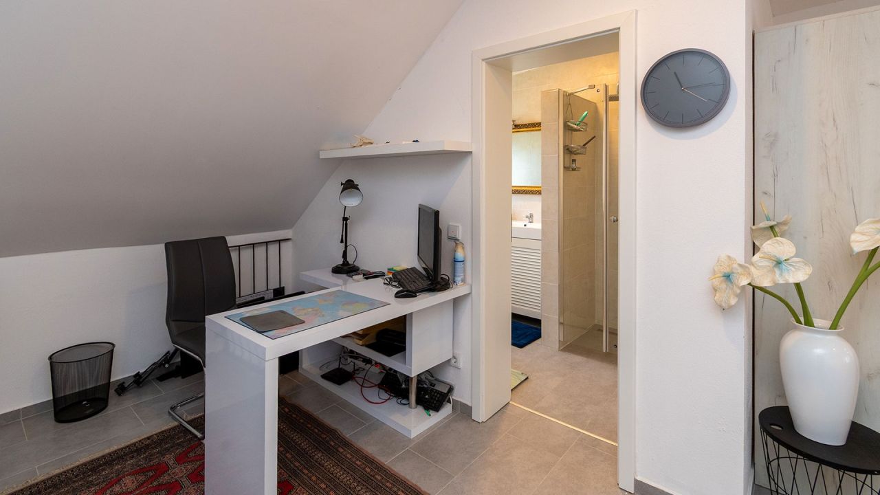 House on Balaton, Hungary, 180 m² - picture 15