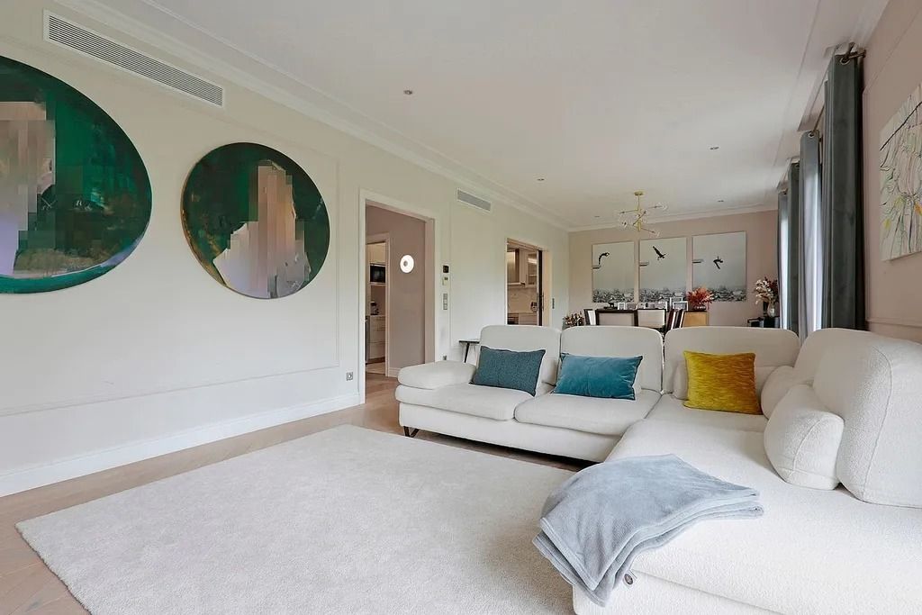 Apartamento en Barcelona, España, 222 m² - imagen 2