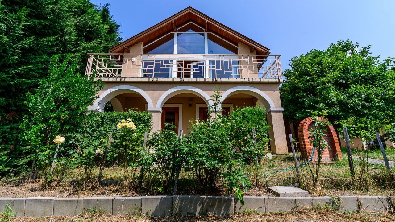 Casa en Badacsonytomaj, Hungría, 186 m² - imagen 1