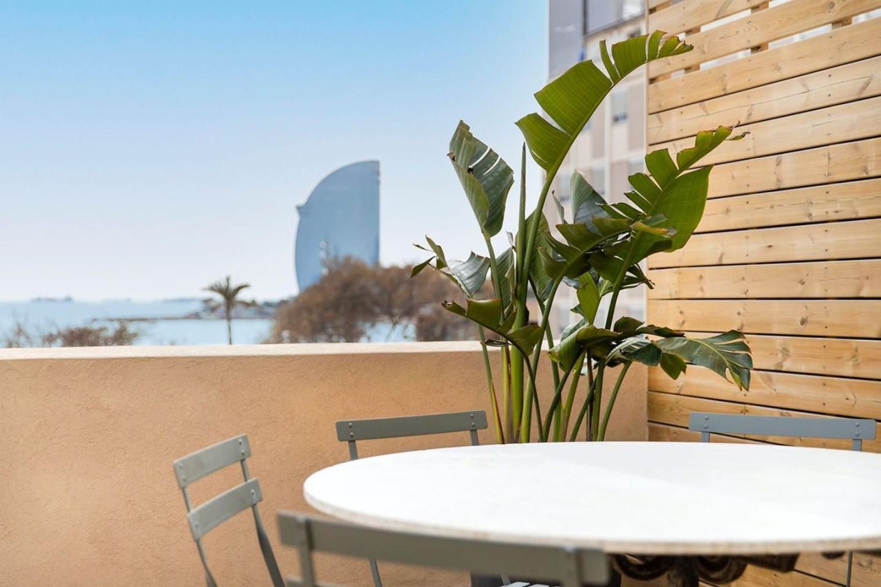 Flat in Barcelona, Spain, 75 m² - picture 1