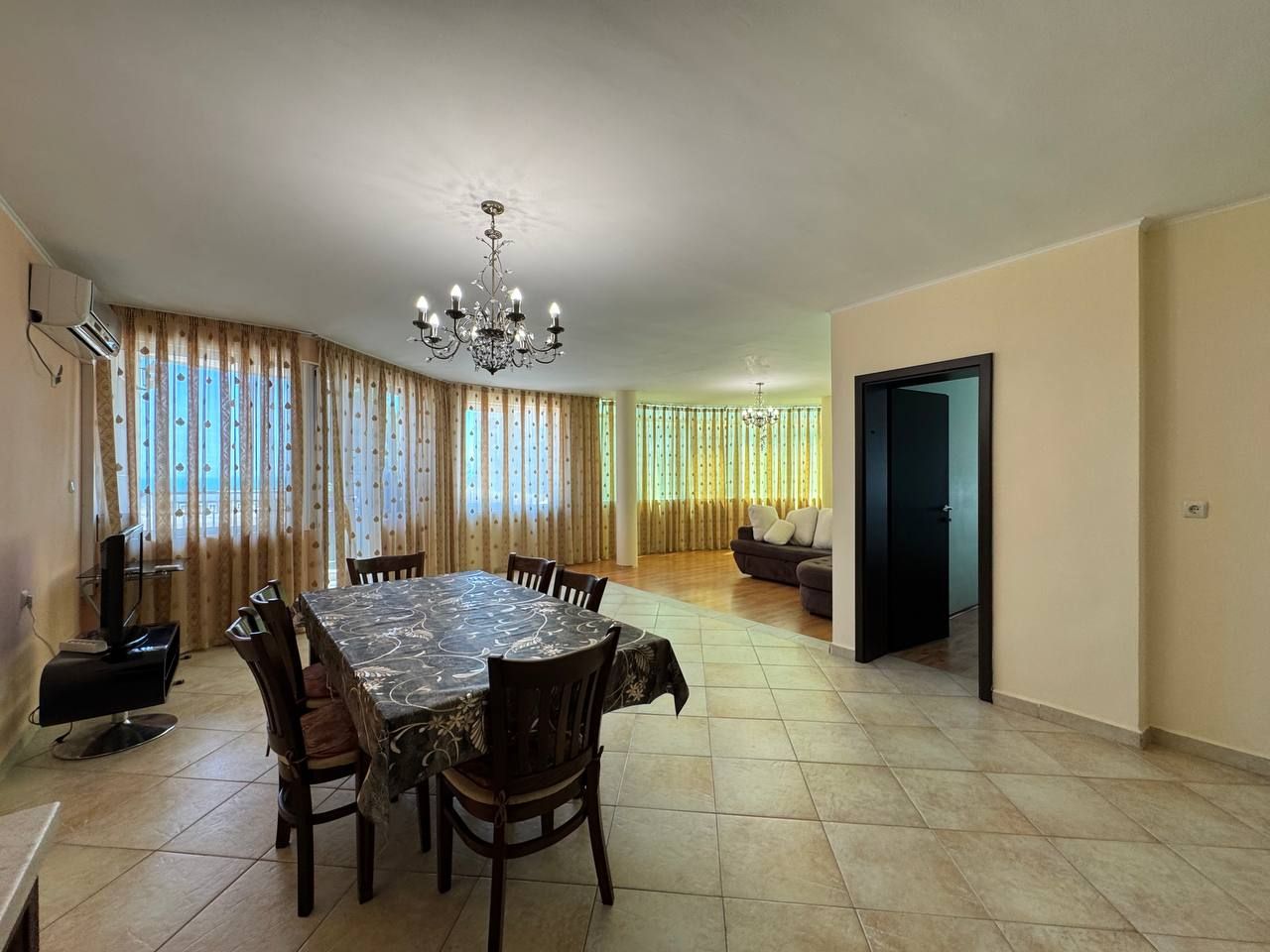 Wohnung in Pomorie, Bulgarien, 130 m² - Foto 1
