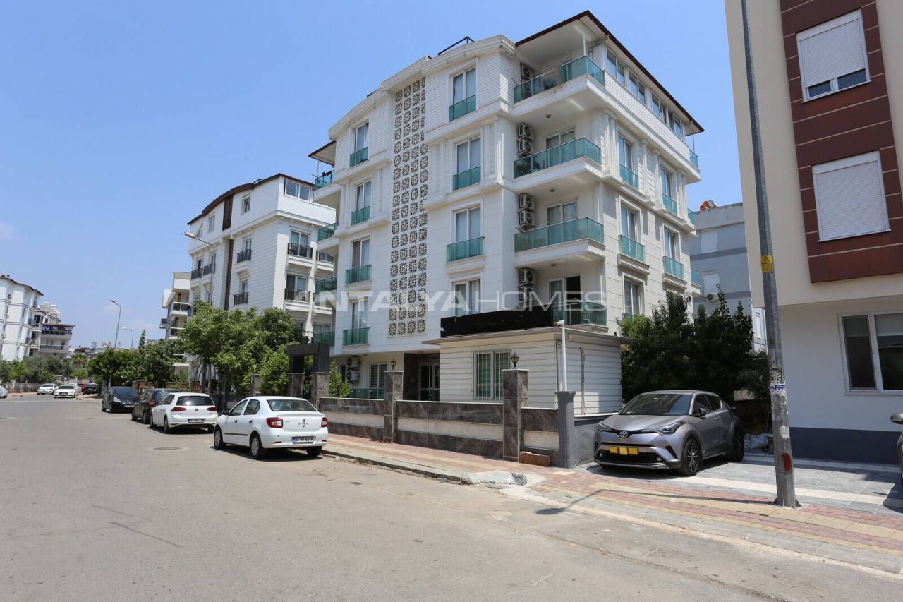 Apartamento en Antalya, Turquia, 1 375 m² - imagen 1
