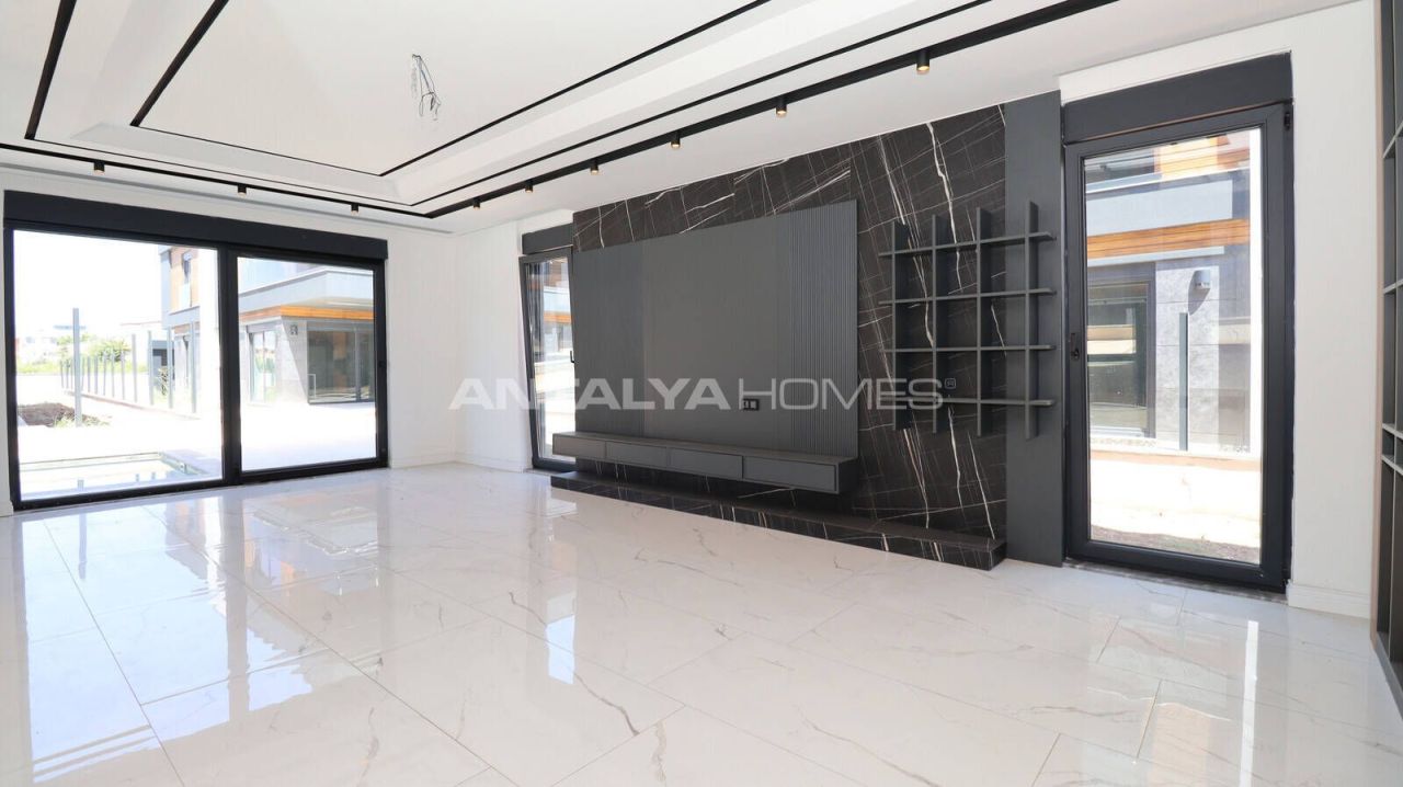 Villa à Antalya, Turquie, 320 m² - image 15
