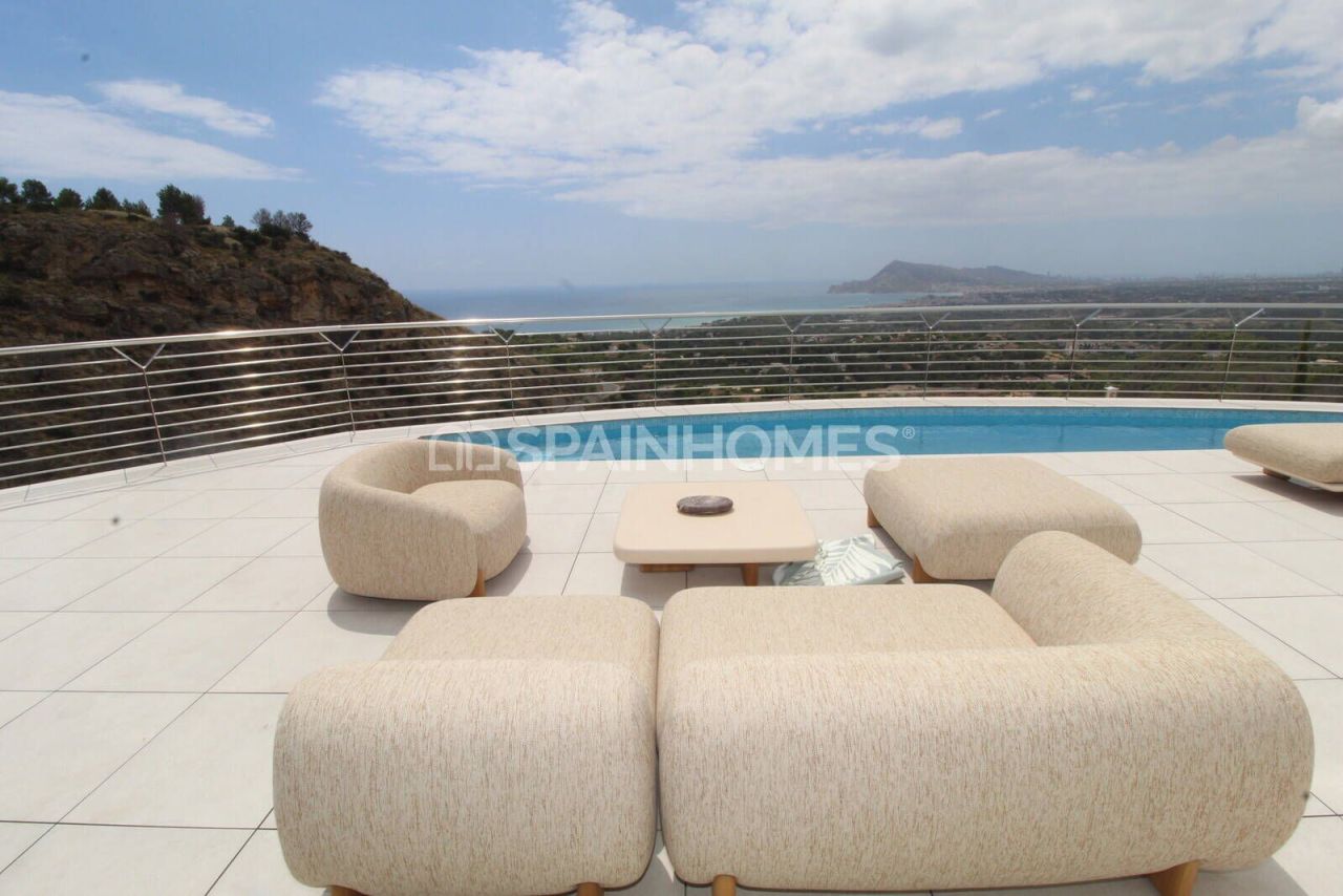 Villa in Altea, Spain, 616 m² - picture 1