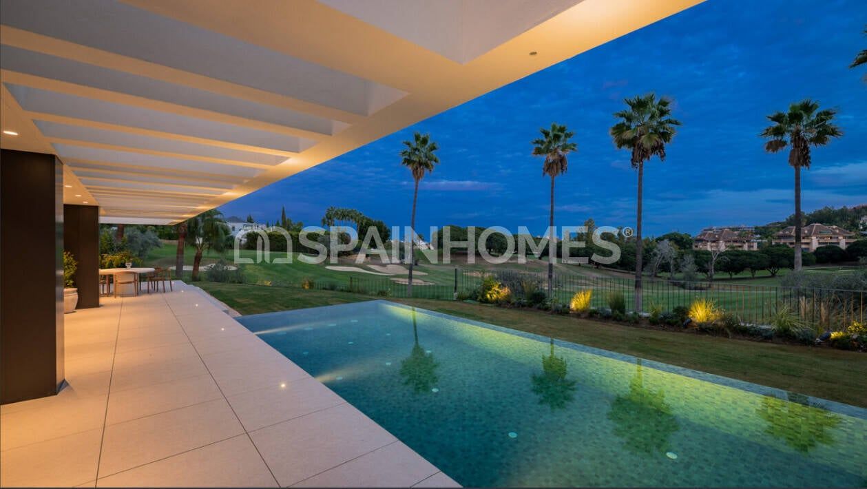 Villa à Marbella, Espagne, 408 m² - image 12