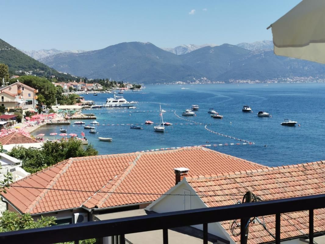 Appartamento a Đenovići, Montenegro, 45 m² - foto 16