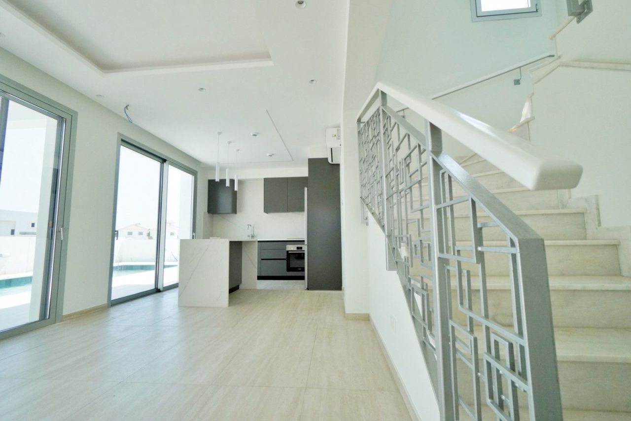 Villa in Larnaca, Cyprus, 190 m² - picture 6