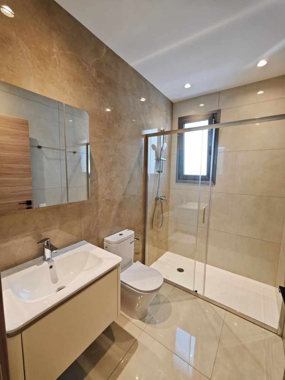 Apartment in Limassol, Cyprus, 106 m² - picture 12