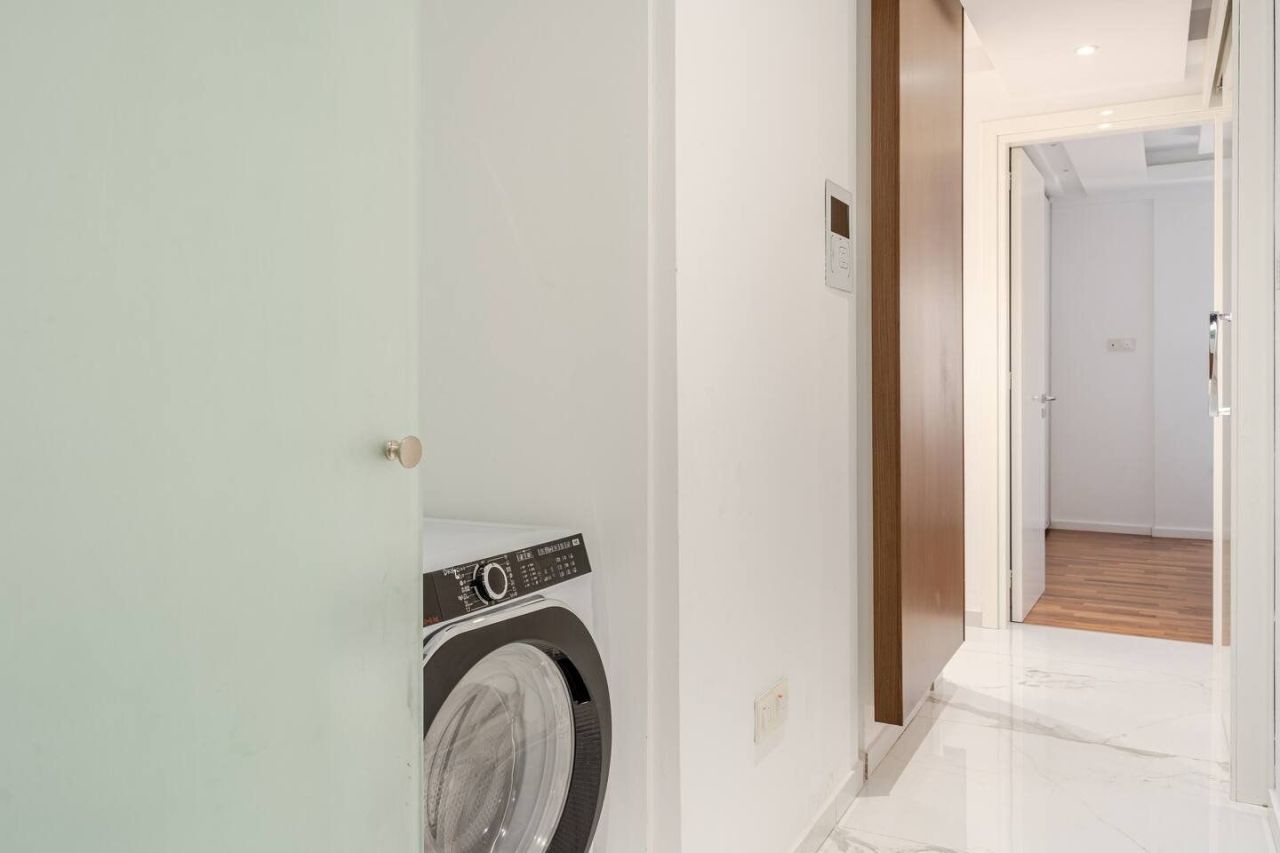 Apartment in Agios Tychon, Cyprus - picture 15