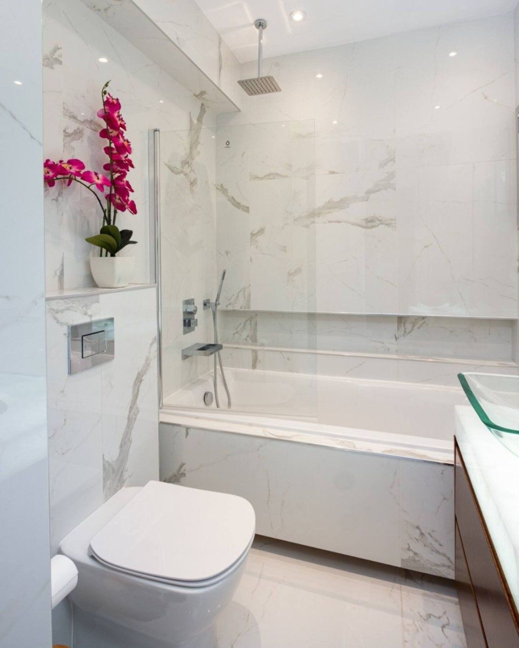 Apartment in Agios Tychon, Cyprus - picture 18