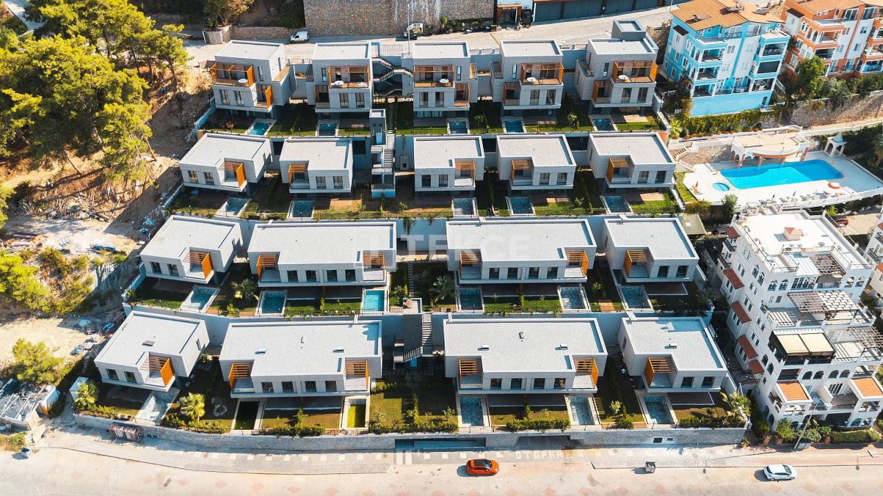 Villa à Alanya, Turquie, 250 m² - image 1