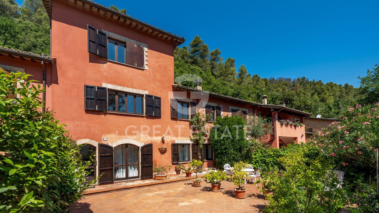 Haus in Spoleto, Italien, 200 m² - Foto 2