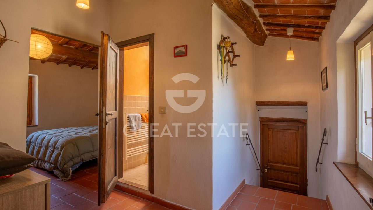 Apartment in Magione, Italy, 104.6 m² - picture 8