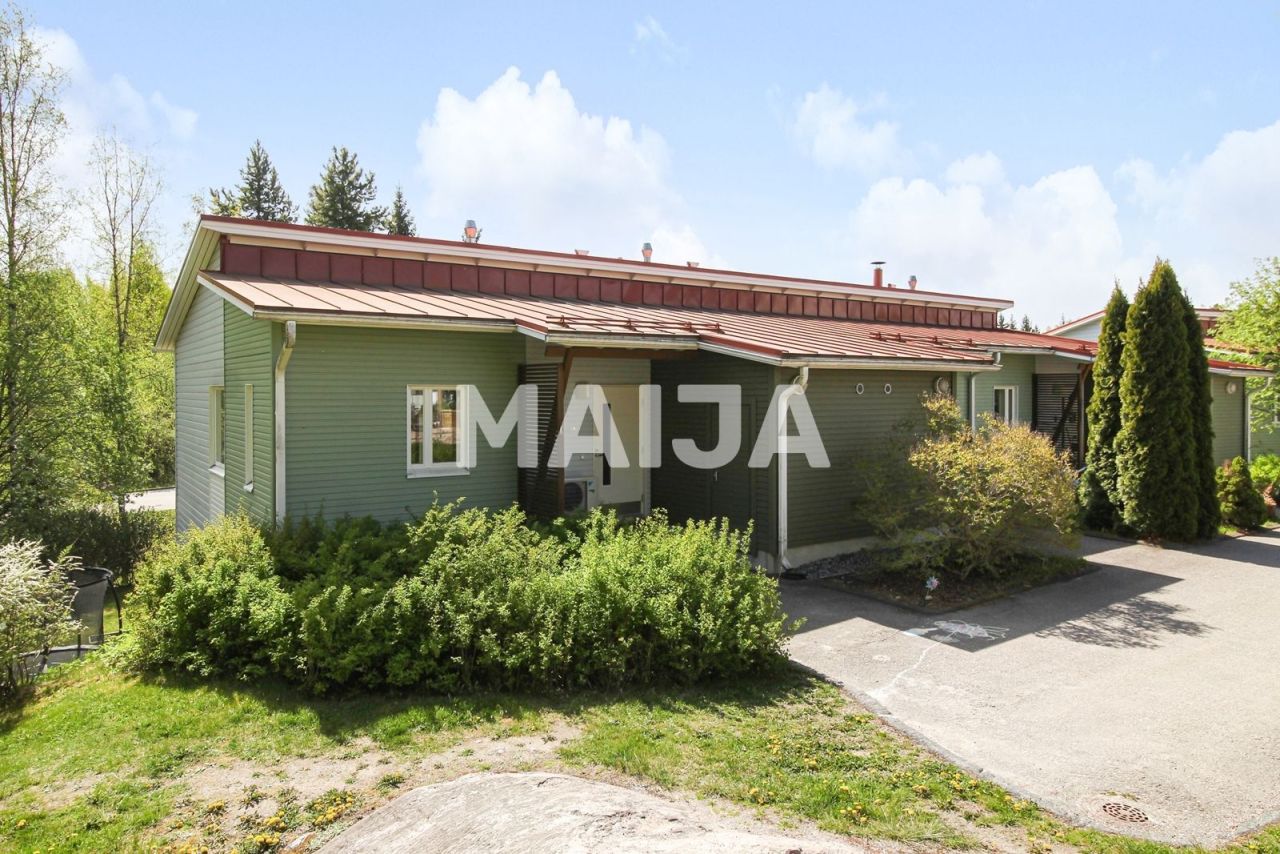 Flat in Sipoo, Finland, 125.5 m² - picture 1