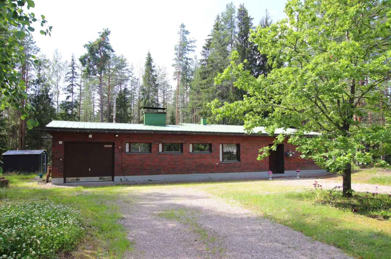 Haus in Kouvola, Finnland, 144 m² - Foto 1