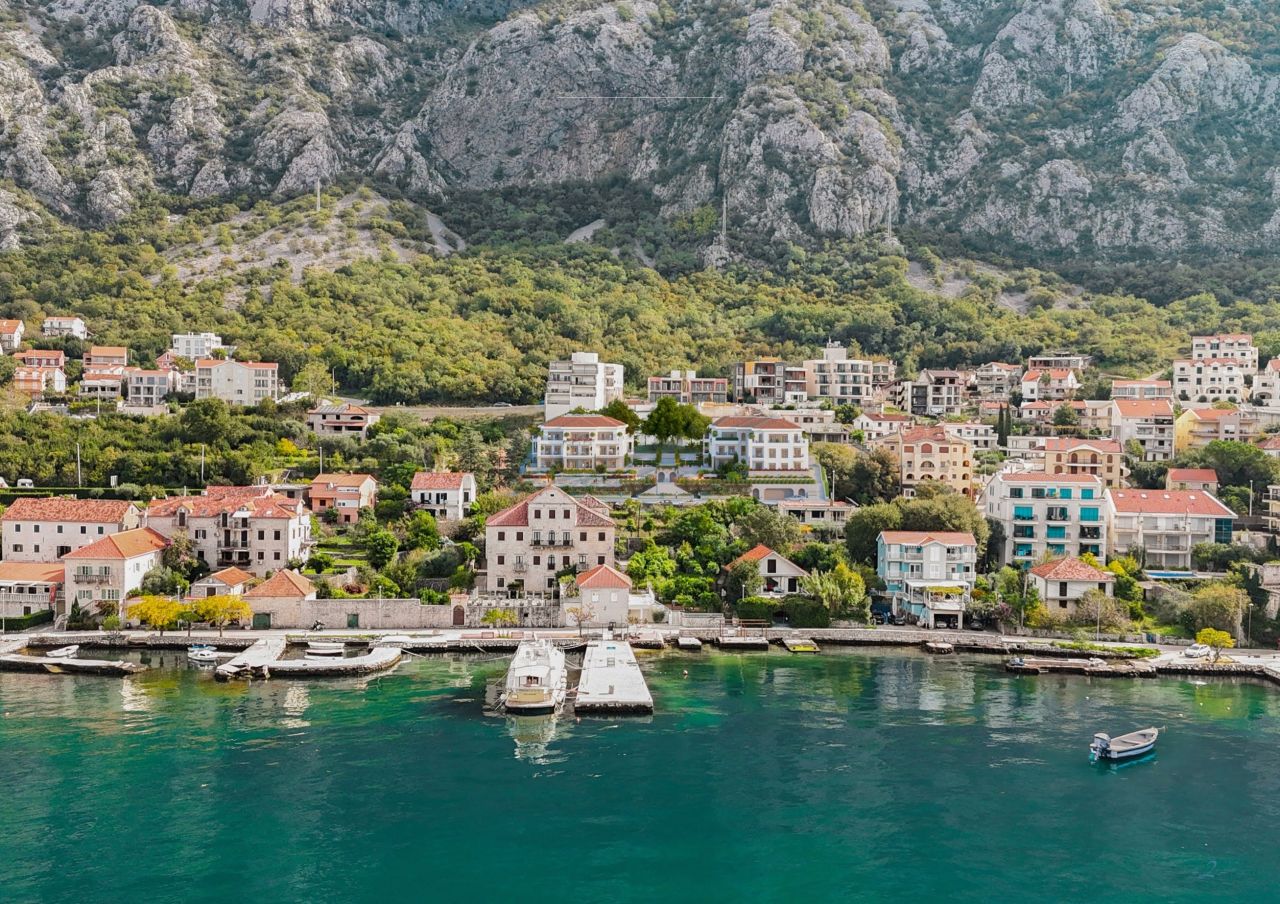 Piso en Ljuta, Montenegro, 70 m² - imagen 1