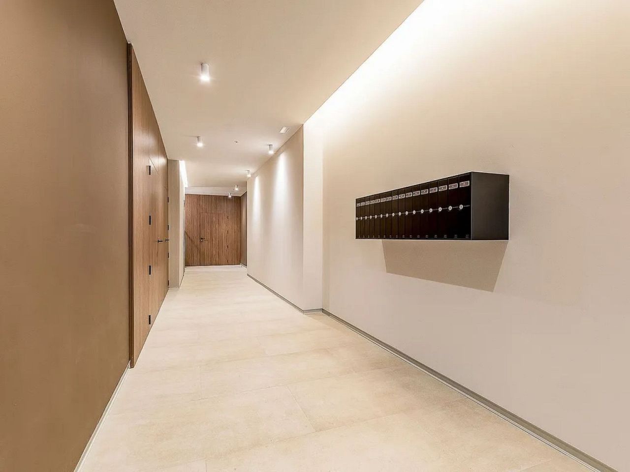 Apartment in Barcelona, Spain, 104 m² - picture 11