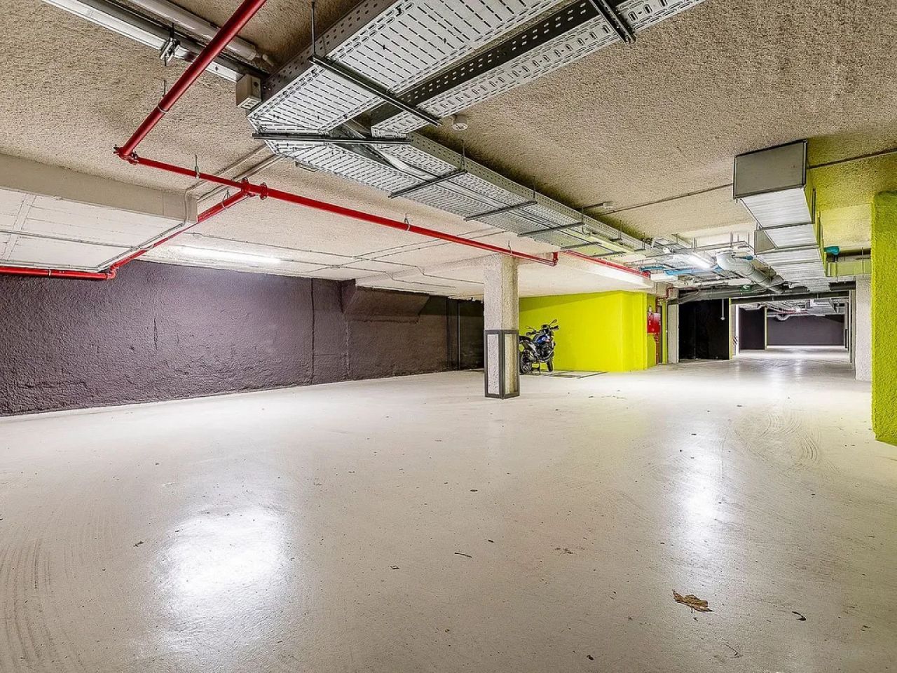 Apartment in Barcelona, Spain, 104 m² - picture 15