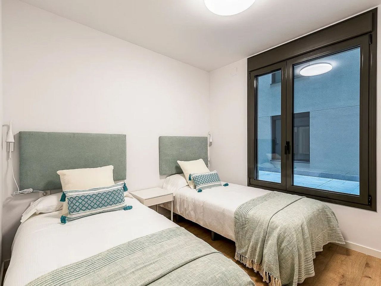 Apartment in Barcelona, Spain, 104 m² - picture 7