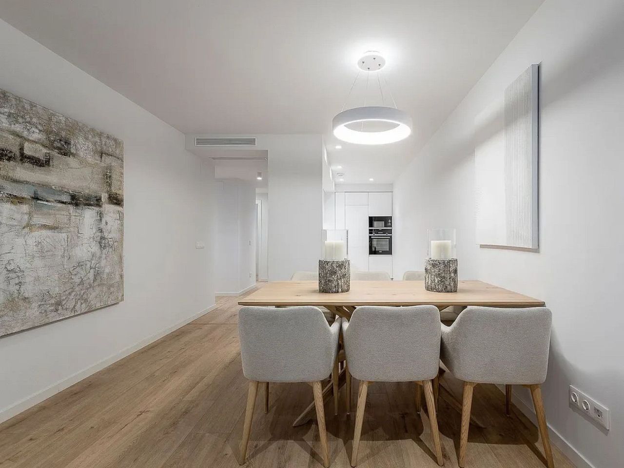 Apartment in Barcelona, Spain, 104 m² - picture 3