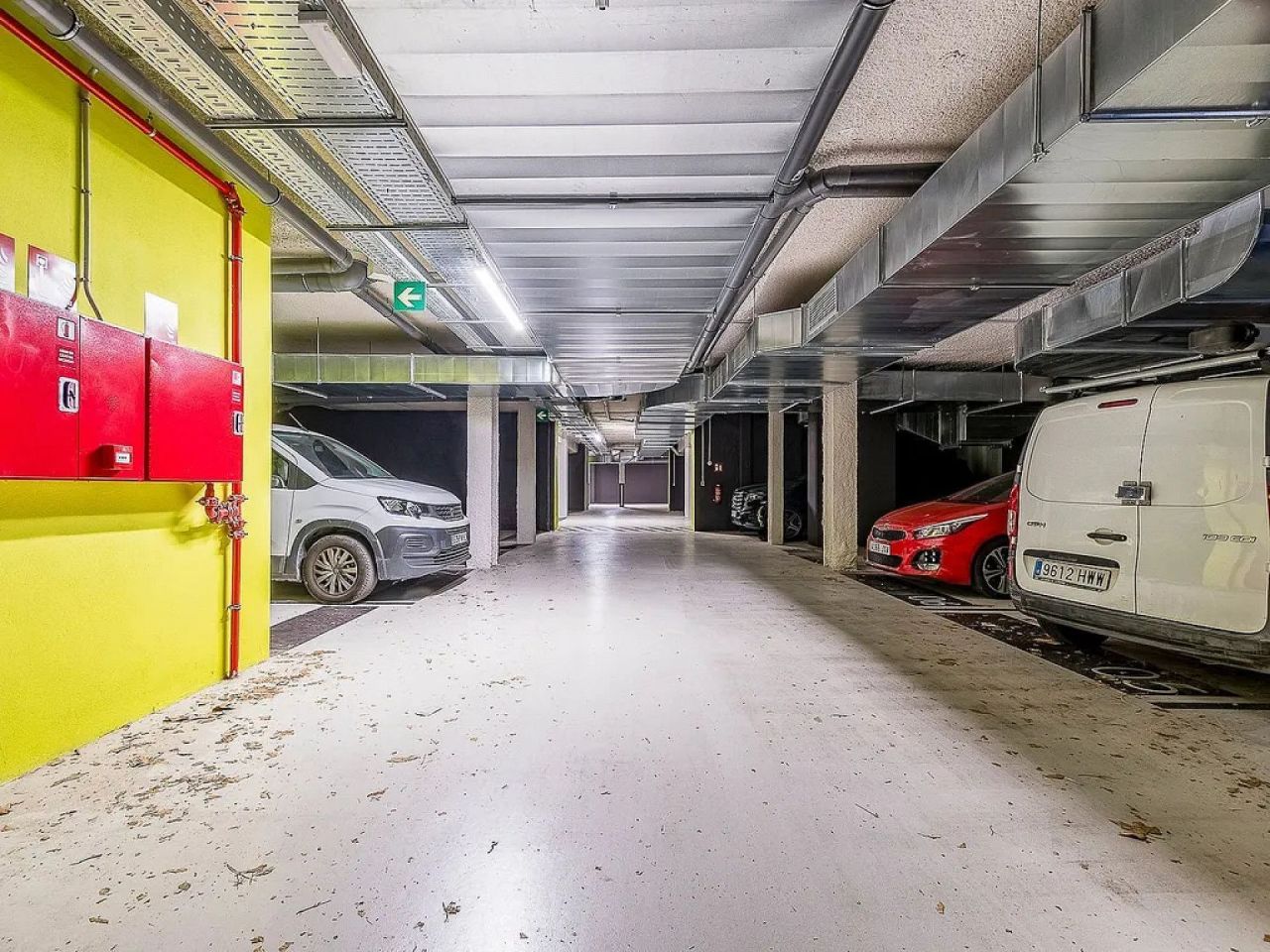 Apartment in Barcelona, Spain, 104 m² - picture 12