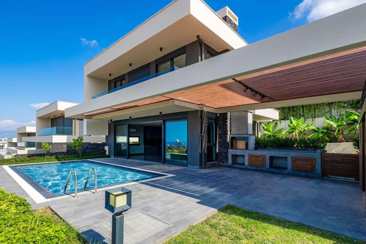 Villa à Alanya, Turquie, 165 m² - image 1