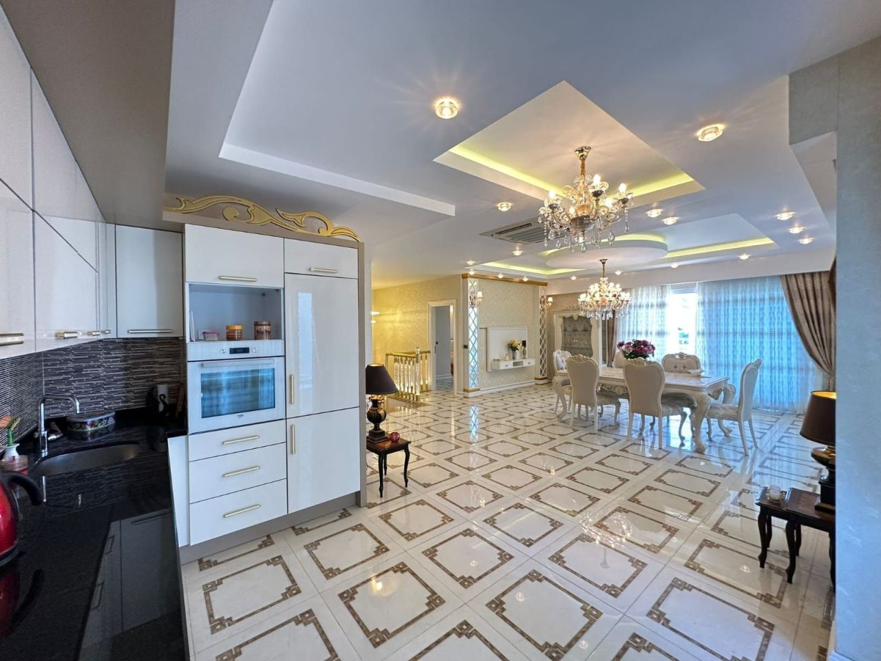 Appartement à Alanya, Turquie, 220 m² - image 1